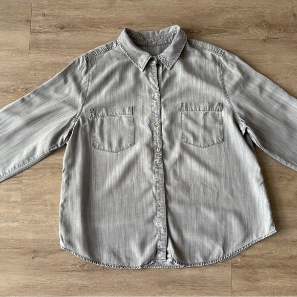 Women's Denim Gray Shirt Button Down Long Sleeve Top SZ L - Picture 2 of 7